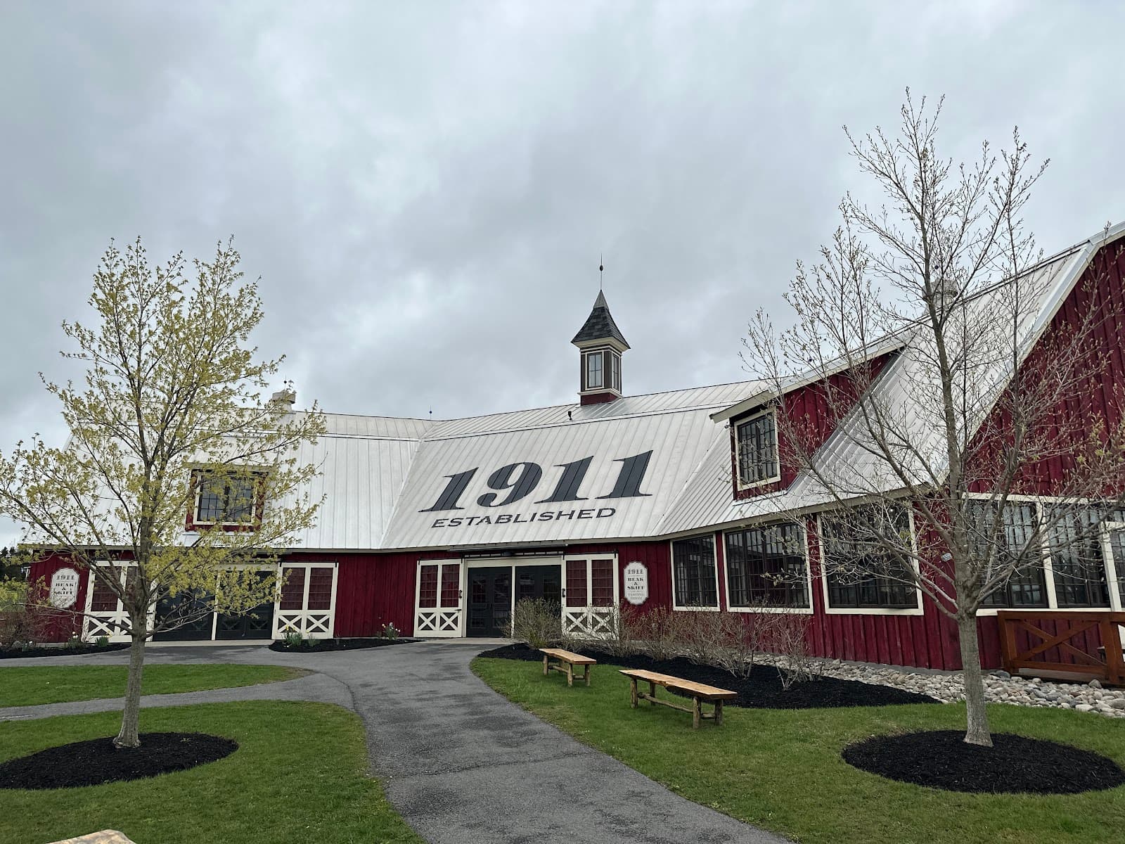 Beak & Skiff Cider Mill u-pick farm